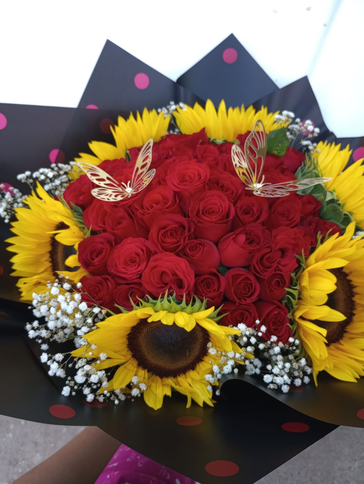 50 Roses and 5 Sunflowers Bouquet with Accessories