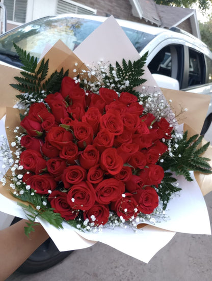 MEDIUM BOUQUET 💐50 ROSES